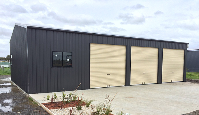 Skillion or Gable Roof Triple Garages Desktop